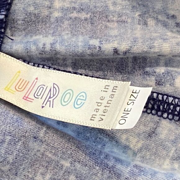 1411 LuLaRoe Leggings Size OS Light Blue and Navy Geometric Print New - Picture 3 of 4